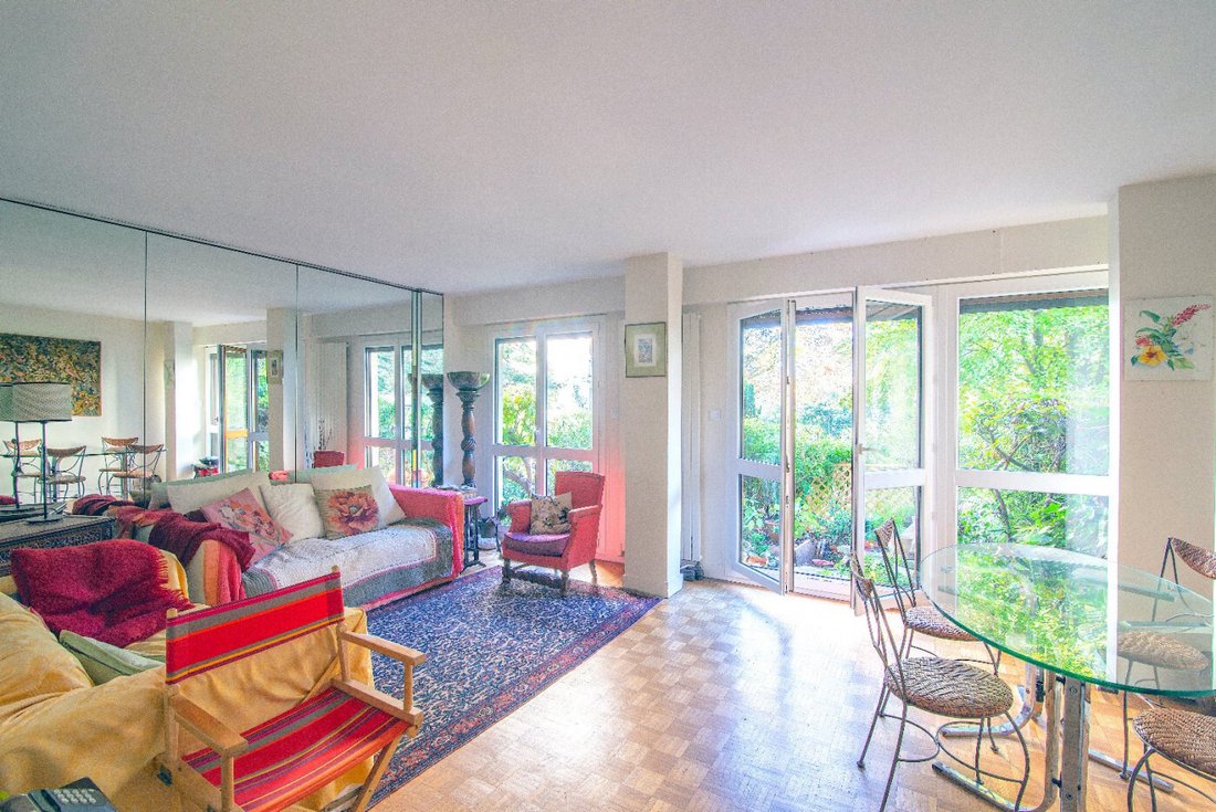 Apartment in Saint-Cloud, Ile-de-France, France 3 - 15503968