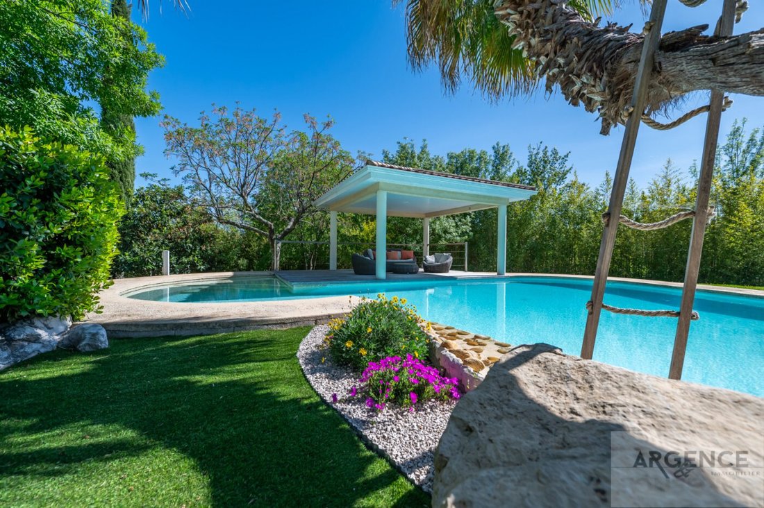 Villa in Saint-Mathieu-de-Treviers, Occitania, France 1 - 16012898