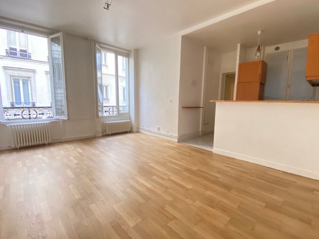 Apartment in Montorgueil-Saint Denis, Paris 2e Arrondissement, Paris 1 - 15868741