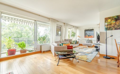 Apartment in Forêt, Saint-Germain-en-Laye, France 1
