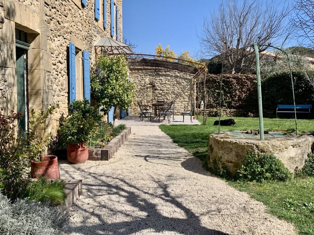 House in Cornillon-Confoux, Provence-Alpes-Côte d'Azur, France 2 - 15503859