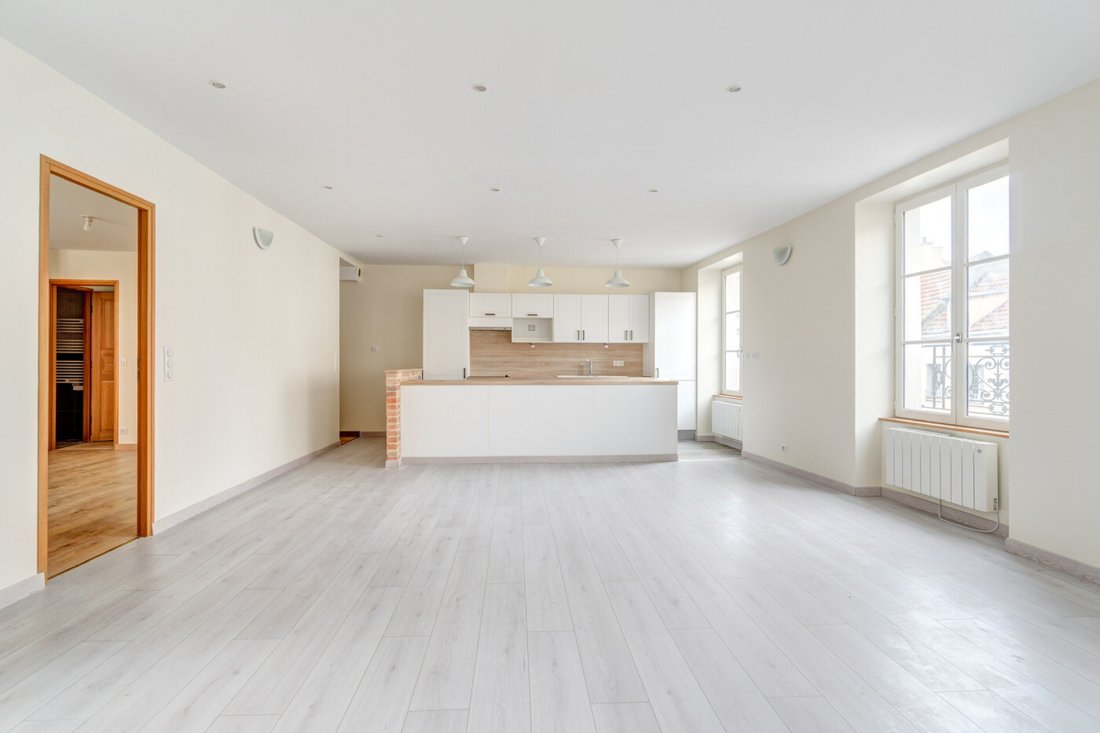Apartment in Forêt, Saint-Germain-en-Laye, France 2 - 15503919