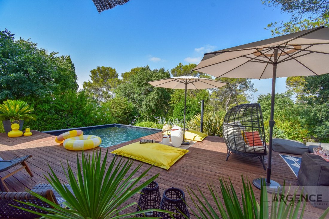 House in Camplanier, Nimes, France 1 - 16012907