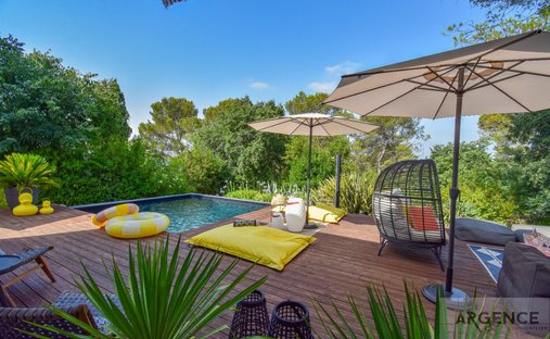 House in Camplanier, Nimes, France 1