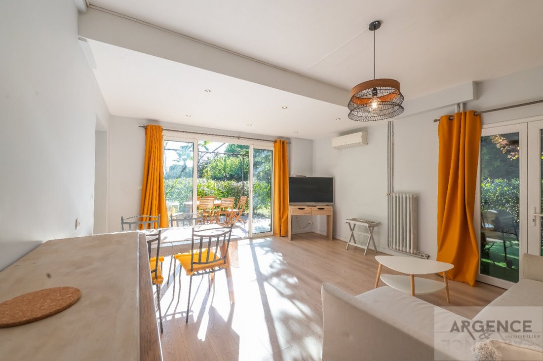 Estate in Castelnau-le-Lez, Occitania, France 5 - 16012807