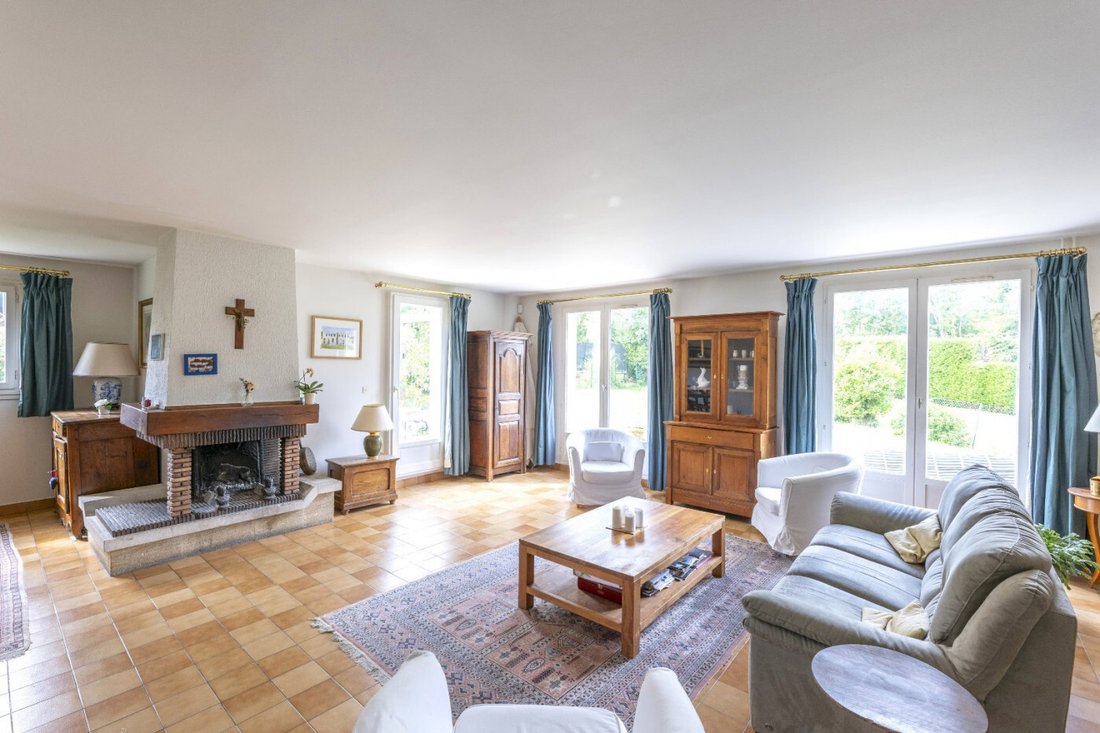 House in Le Village, Louveciennes, France 1 - 15503622