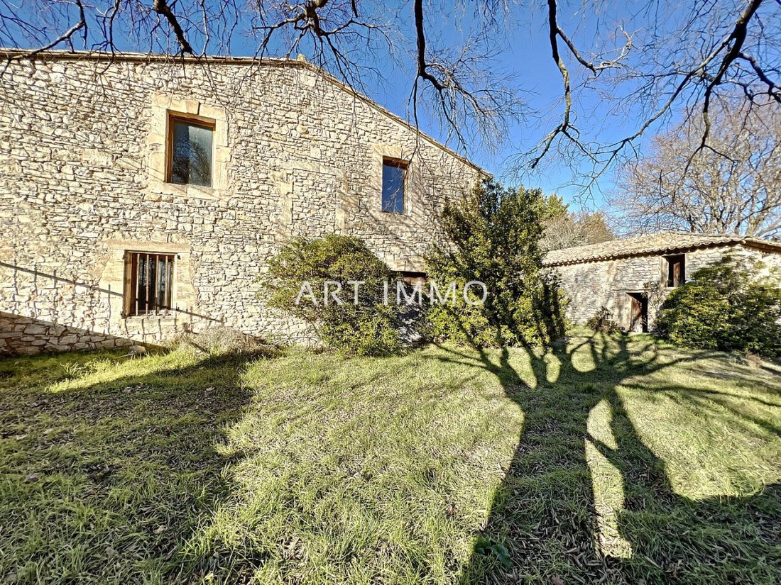 House in Gordes, Provence-Alpes-Côte d'Azur, France 3 - 15494885