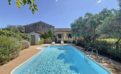 House in Taillades, Provence-Alpes-Côte d'Azur, France 1
