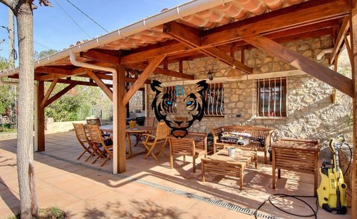 Haus in Saint-Paul-en-Forêt, Provence-Alpes-Côte d'Azur, Frankreich 1