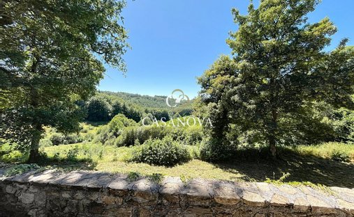 La Salvetat Sur Agout Castle