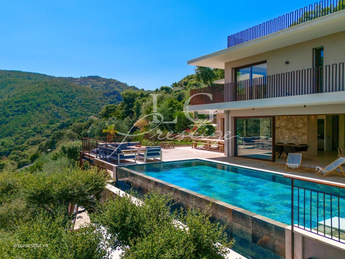 Villa in Exterieurs, Frejus, France 2 - 16017462