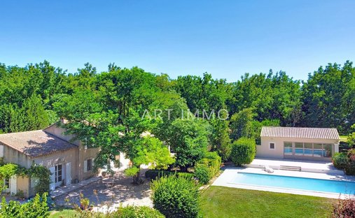 House in Cavaillon, Provence-Alpes-Côte d'Azur, France 1