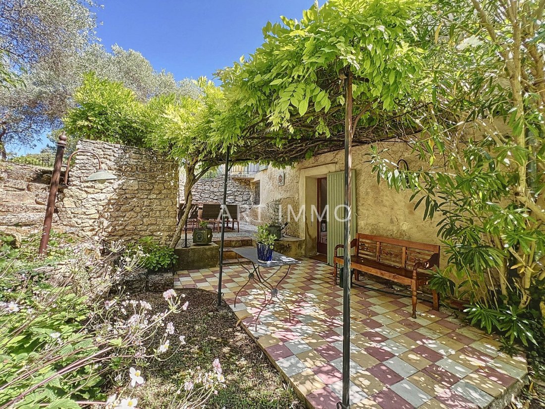 House in Taillades, Provence-Alpes-Côte d'Azur, France 4 - 16002694