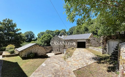 La Salvetat Sur Agout Castle