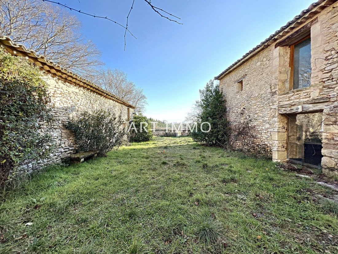 House in Gordes, Provence-Alpes-Côte d'Azur, France 5 - 15494885