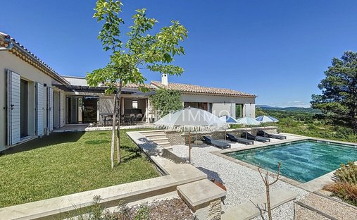House in Saint-Pantaleon, Provence-Alpes-Côte d'Azur, France 1