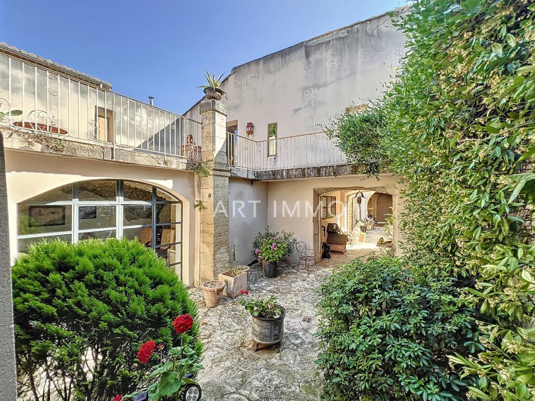 House in Robion, Provence-Alpes-Côte d'Azur, France 2 - 15877030