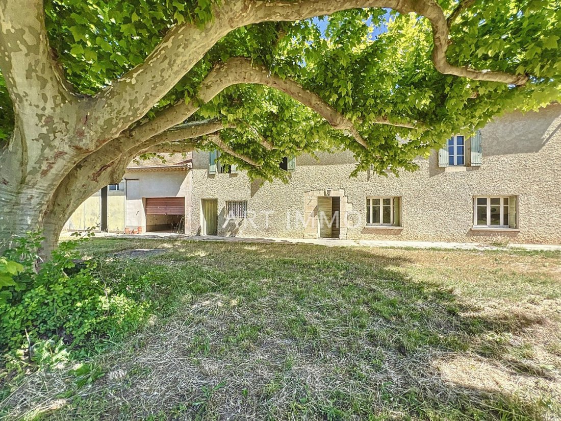House in Robion, Provence-Alpes-Côte d'Azur, France 2 - 15963774