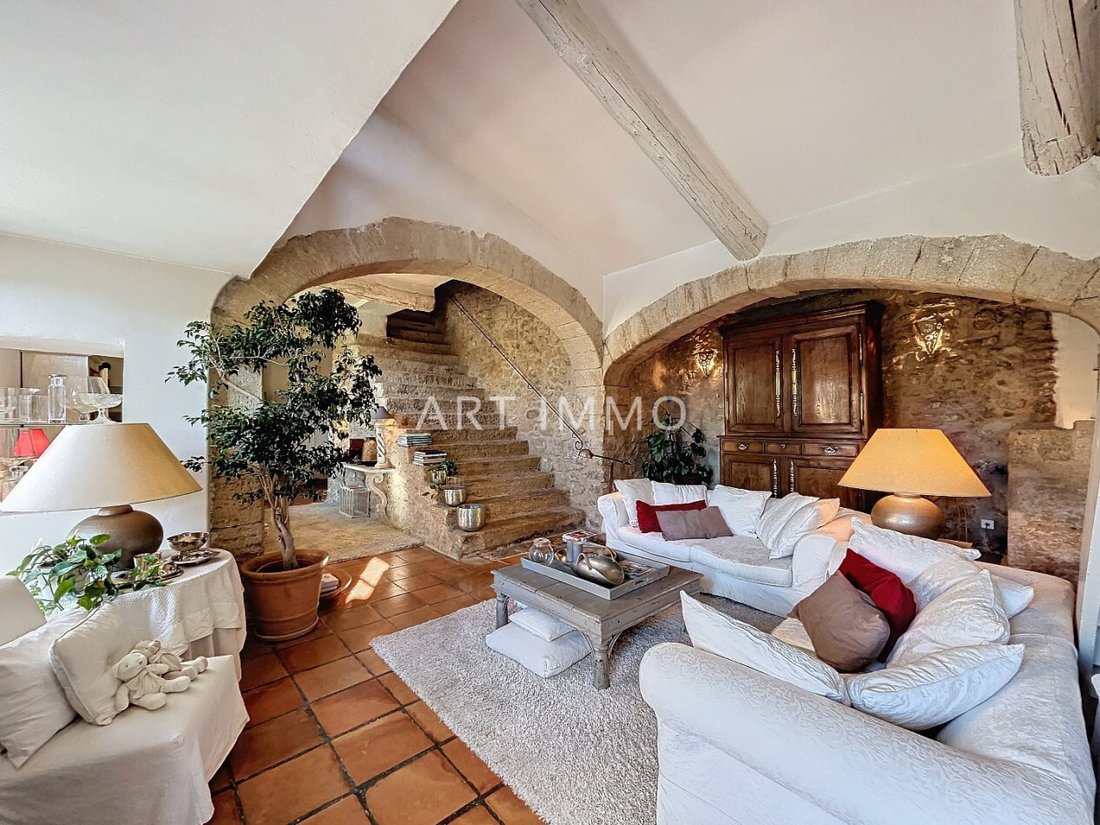 House in Taillades, Provence-Alpes-Côte d'Azur, France 5 - 15495037