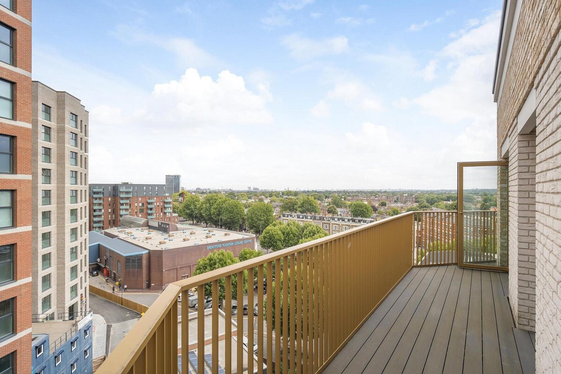 Apartment in Little Ealing, Hounslow, England 2 - 16018588