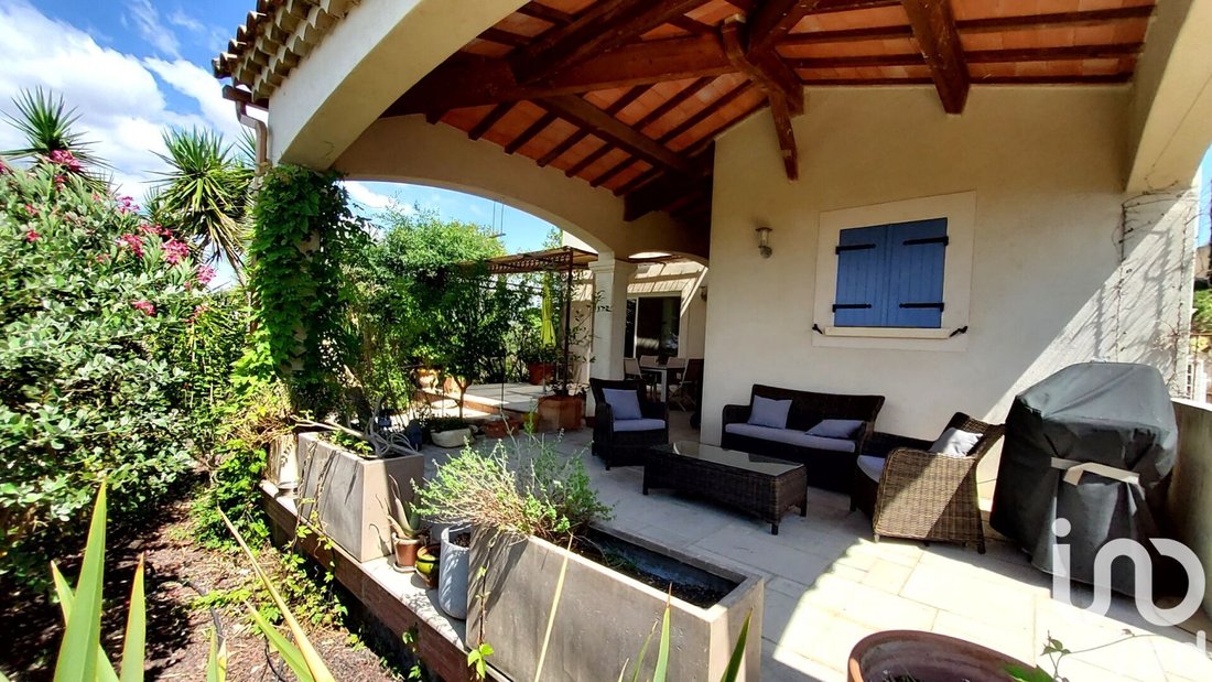 House in Le Plateau, Beaucaire, France 2 - 16018361