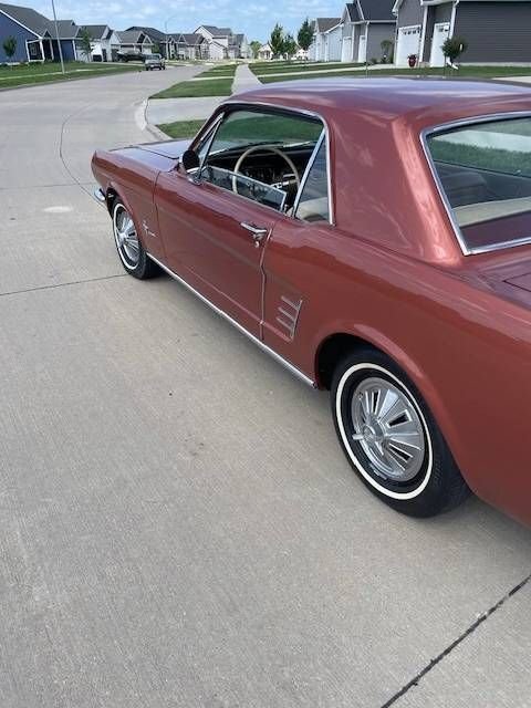Coupe in Glendale, United States 5 - 16019936