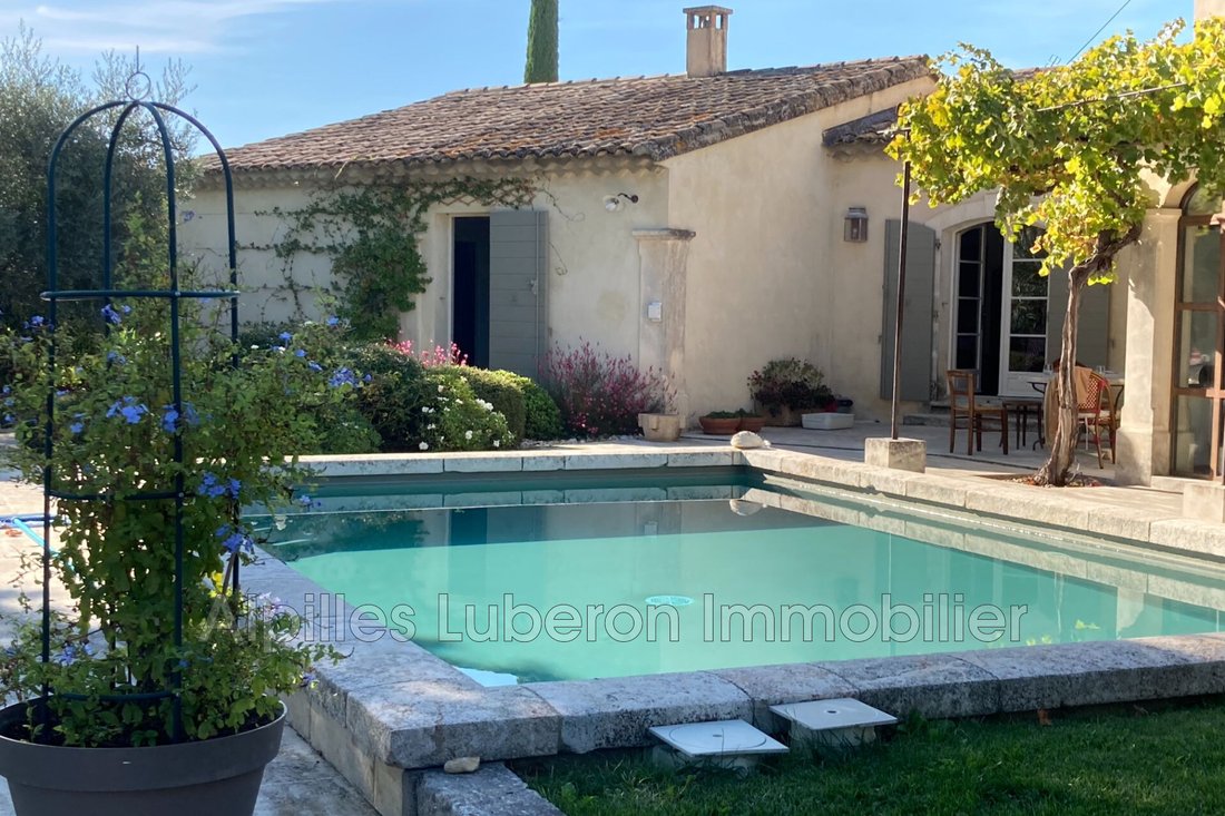 Villa in Saint-Rémy-de-Provence, Provence-Alpes-Côte d'Azur, France 2 - 12706616