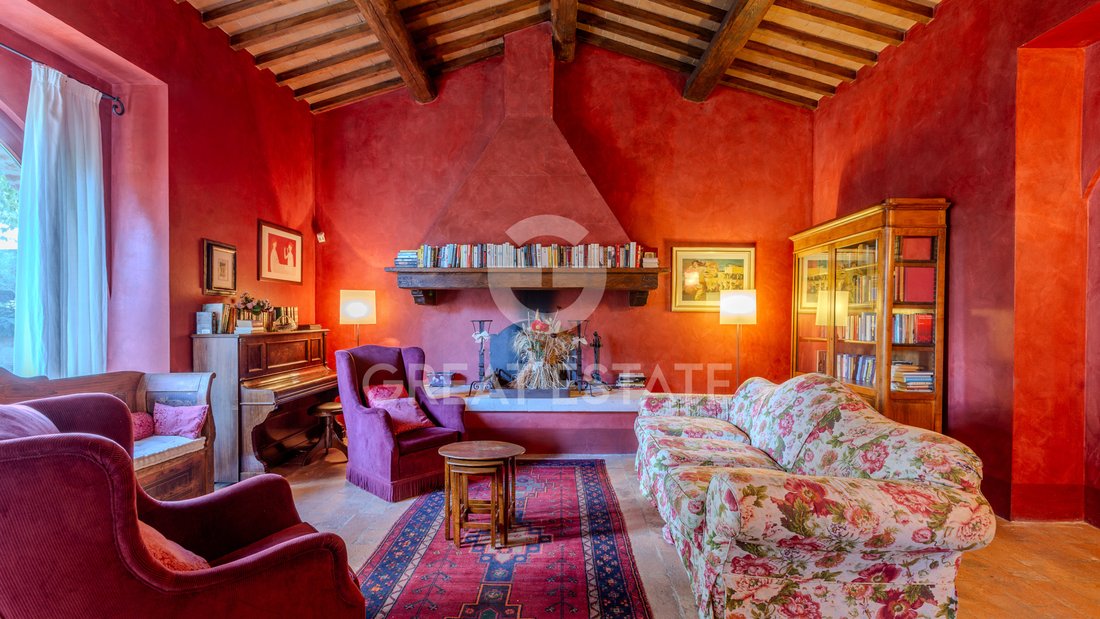 Estate in Sarteano, Tuscany, Italy 2 - 16018462
