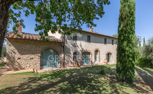 Castle for Sale in Cetona, Tuscany, Italy