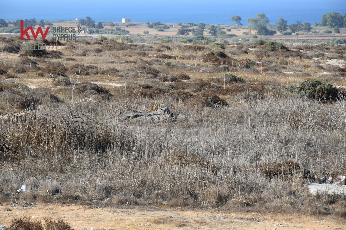 Terreno a Paralimni, Distretto di Famagosta, Cipro 4 - 16018057