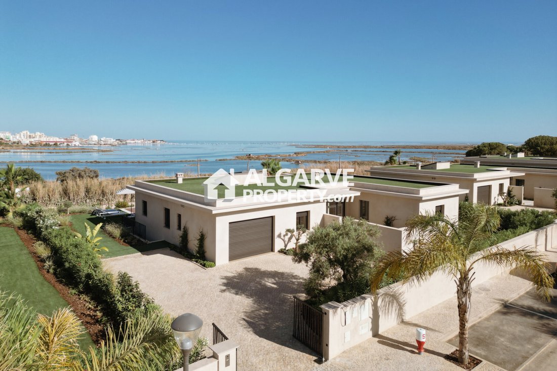 Villa in Montenegro, Algarve, Portugal 1 - 16018252