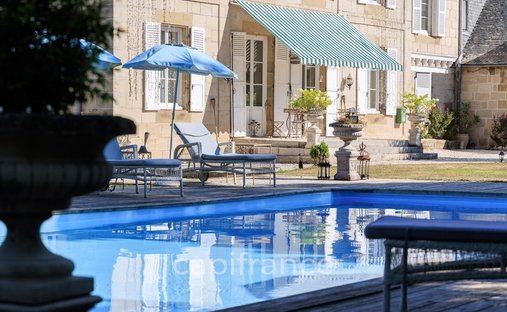 Castle for Sale in Brive-la-Gaillarde, Nouvelle-Aquitaine, France