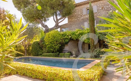 Casa en Eygalières, Provenza-Alpes-Costa Azul, Francia 1