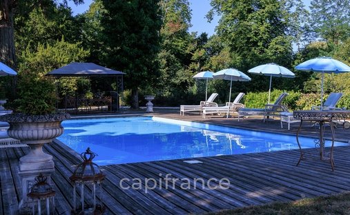 Castle for Sale in Brive-la-Gaillarde, Nouvelle-Aquitaine, France