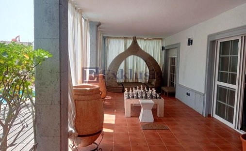 Villa en Los Cristianos, Canarias, España 1