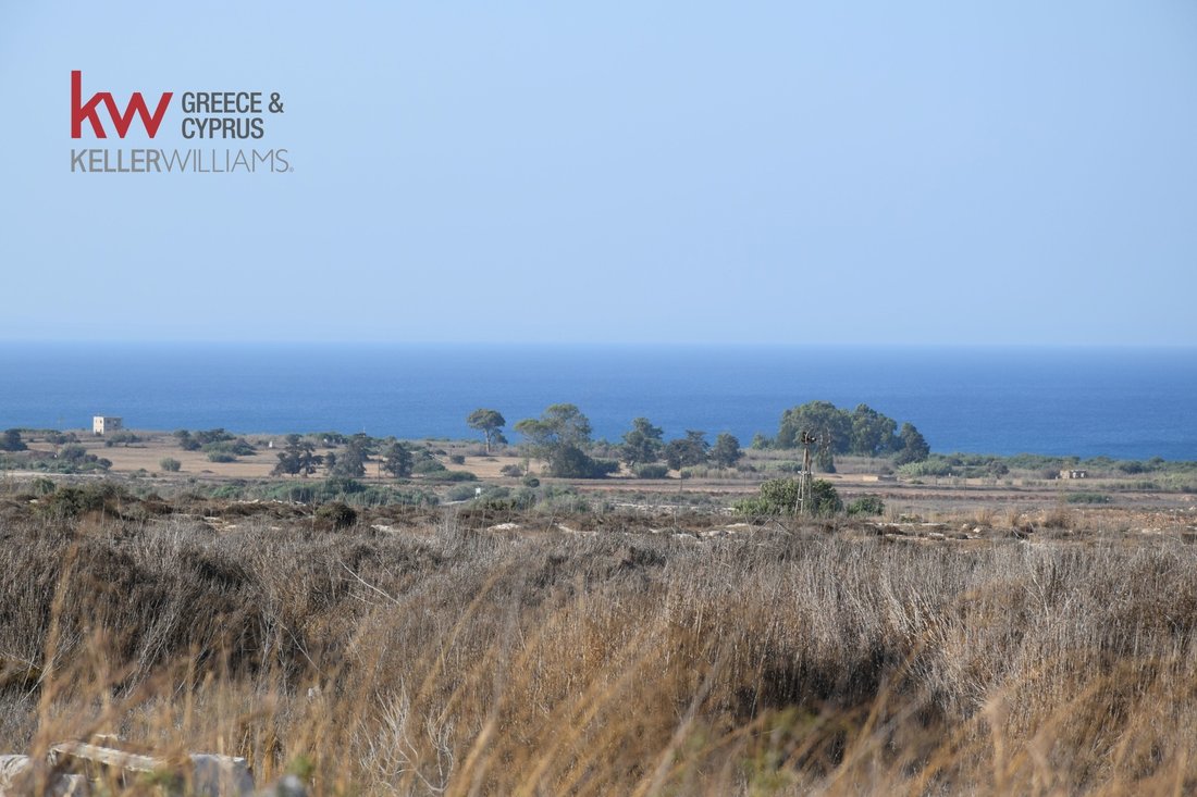Terreno a Paralimni, Distretto di Famagosta, Cipro 2 - 16018057