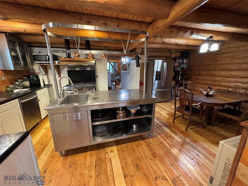 Anaconda, Montana, United States 5 - 16018203