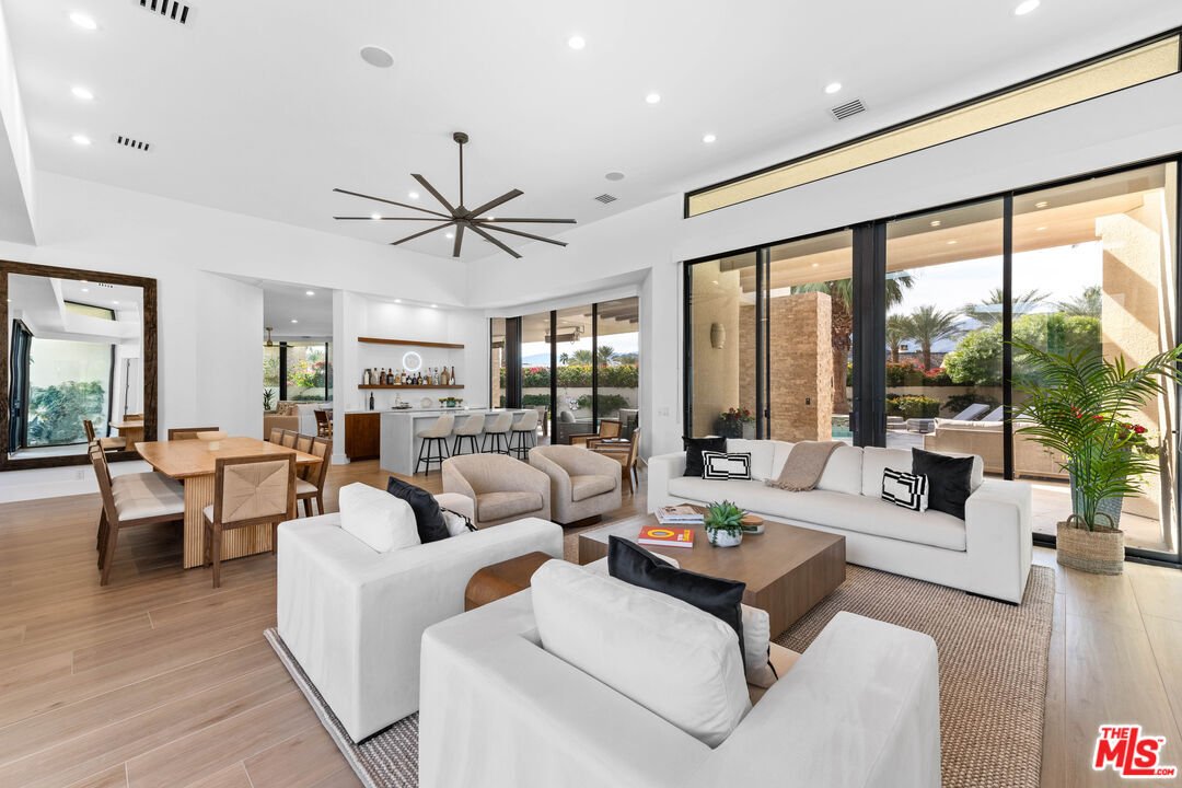 La Quinta, California, United States 5 - 16018853