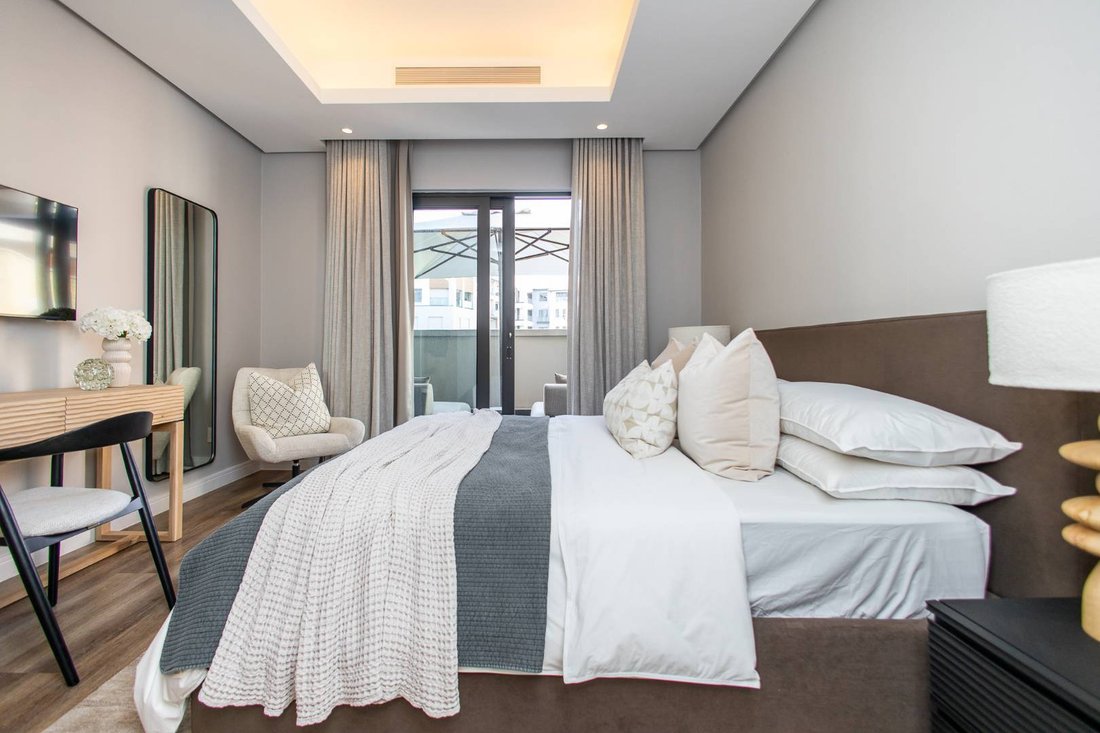 Apartment in Halfway House Estate, Gauteng, South Africa 5 - 16019845