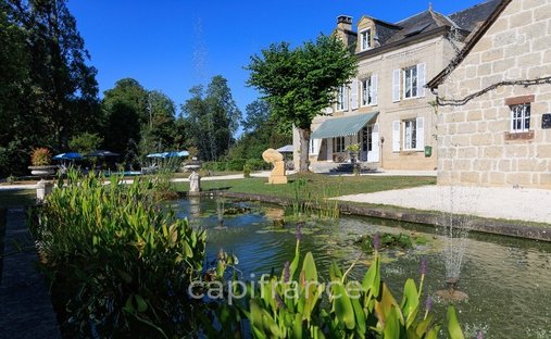 Castle for Sale in Brive-la-Gaillarde, Nouvelle-Aquitaine, France