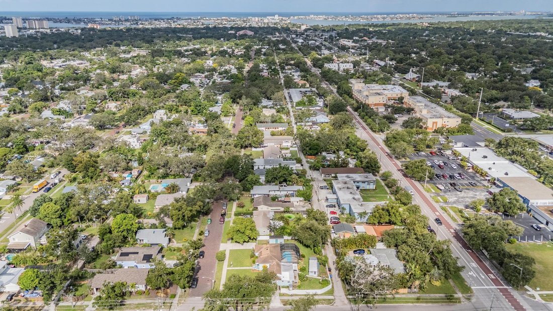 House in St. Petersburg, Florida, United States 3 - 16018201