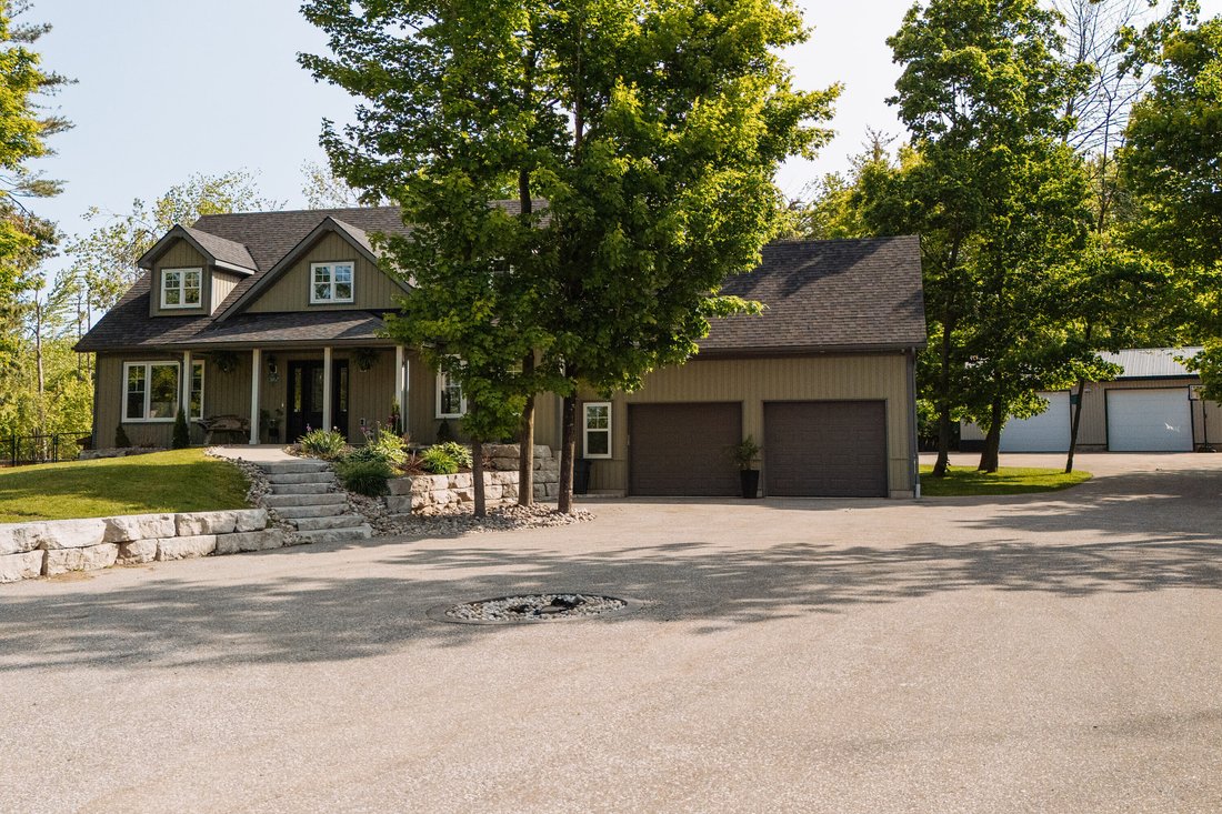 House in Medonte, Ontario, Canada 5 - 16017844