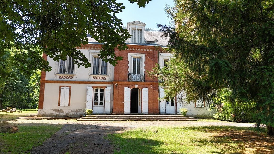 Whispers of Elegance: A Château’s Timeless Embrace in Occitanie’s Golden Light