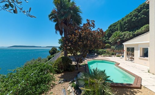 Villa a ZI Le Tubé-La Bayanne, Istres, Francia 1