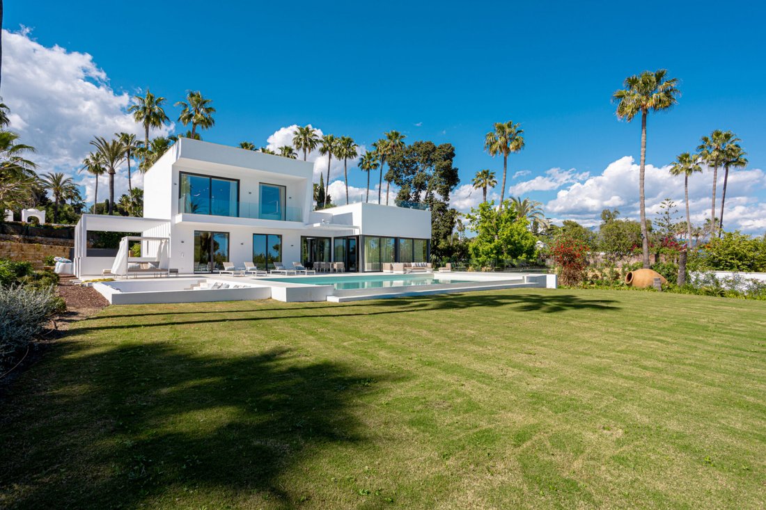 Villa in Estepona, Andalusia, Spain 1 - 16017811