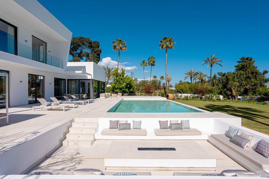 Villa in Estepona, Andalusia, Spain 2 - 16017811