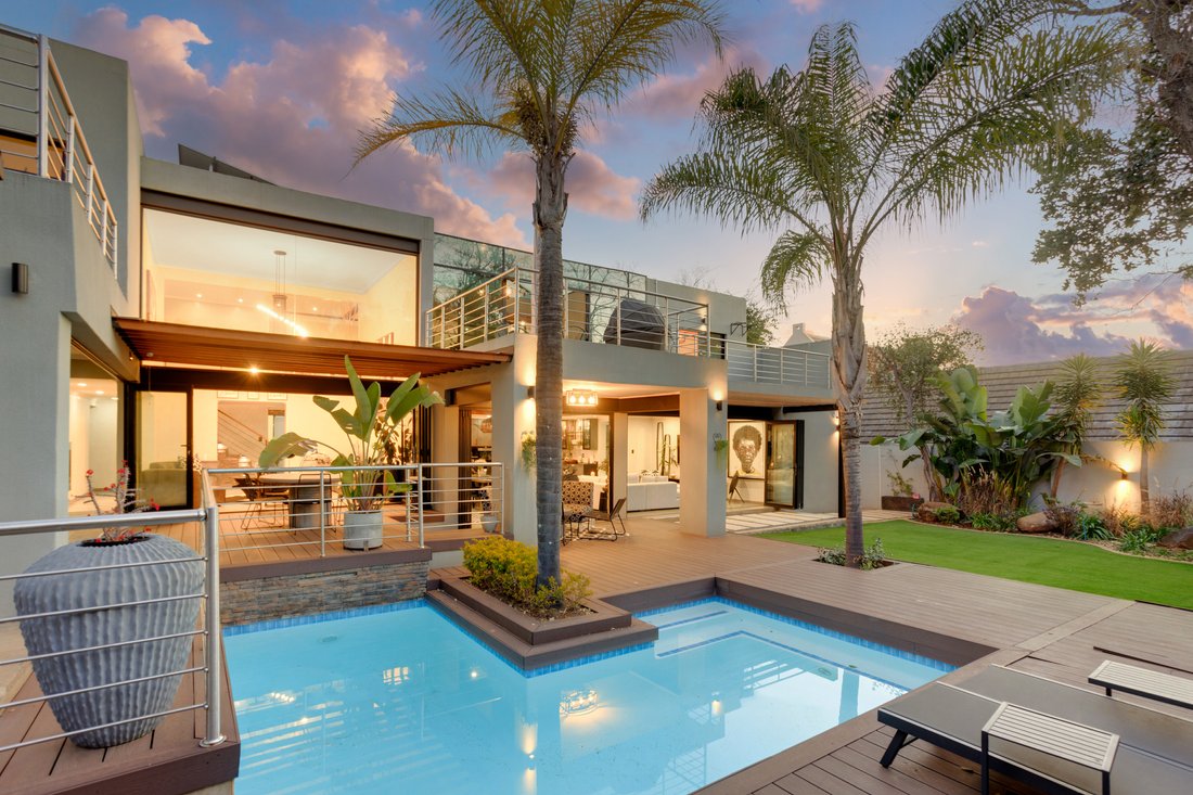 Estate in Sandton, Gauteng, South Africa 2 - 16018025