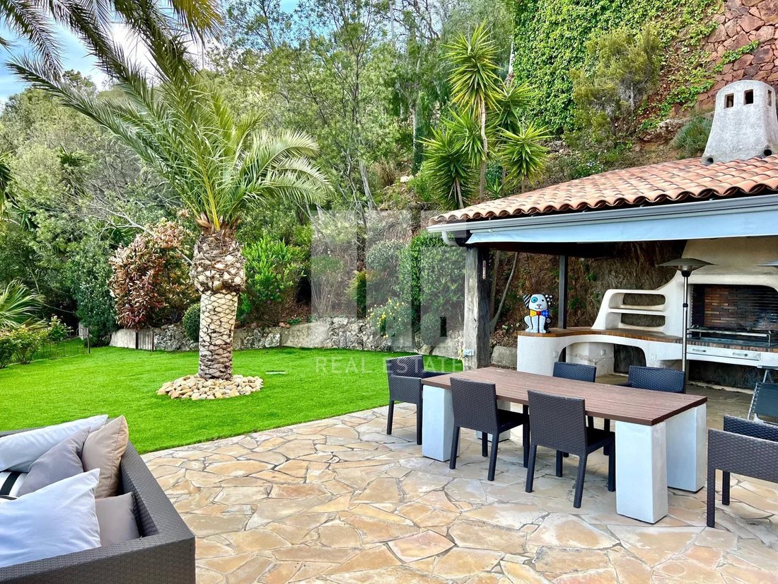 Villa in Théoule-sur-Mer, Provence-Alpes-Côte d'Azur, France 5 - 16017624