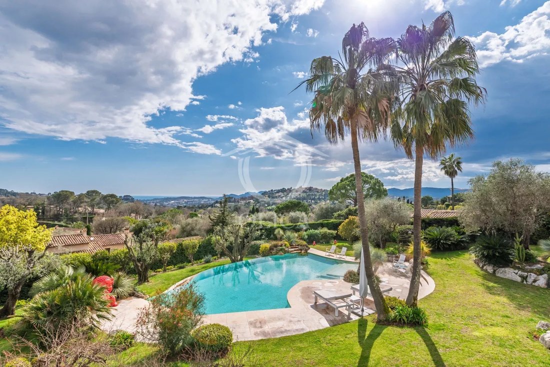 Estate in Mougins, Provence-Alpes-Côte d'Azur, France 2 - 16017560