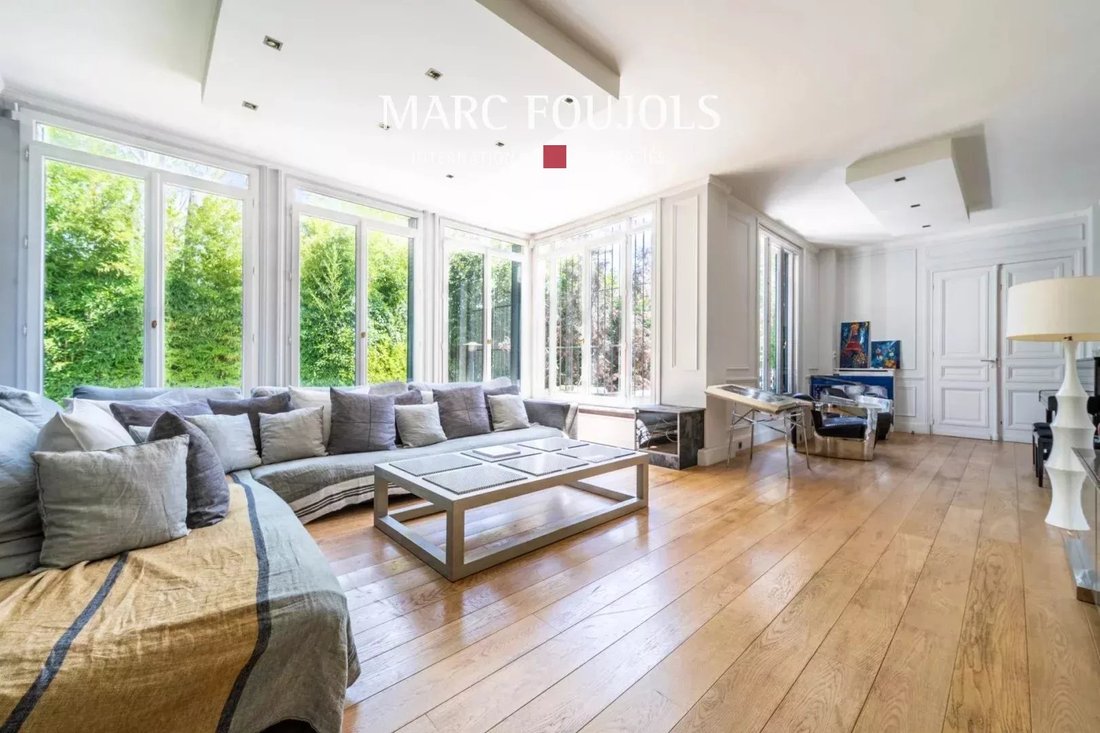House in Plateau Ouest, Suresnes, France 2 - 16017599
